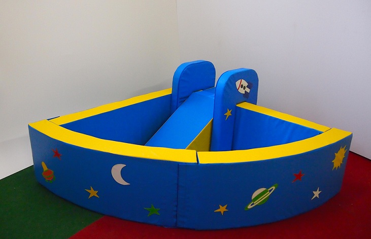 Сухой бассейн "Космос" фото 1